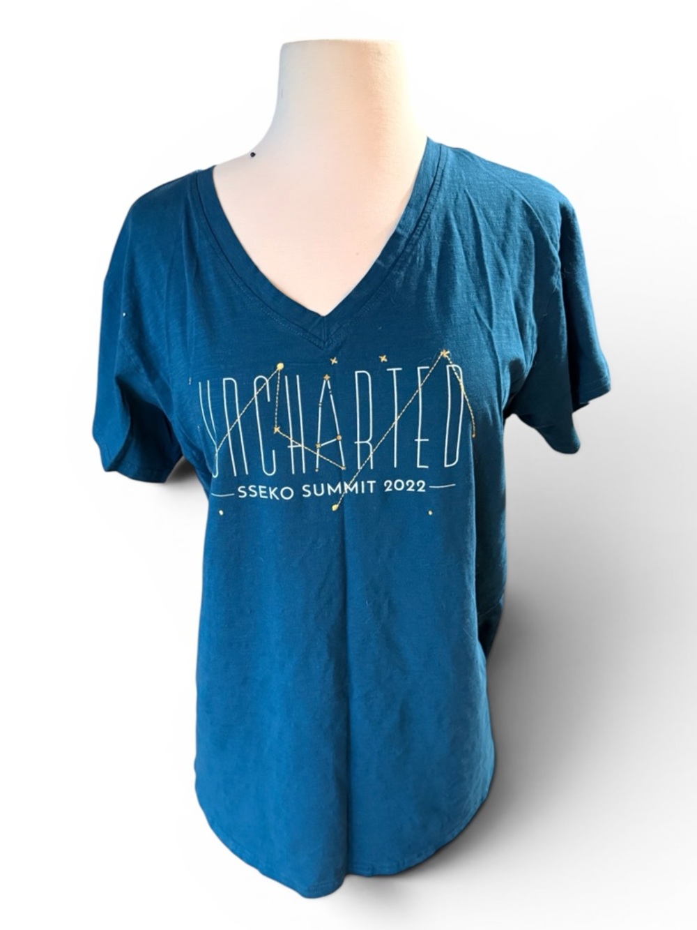 Sseko Organic Cotton V-Neck T-Shirt, L